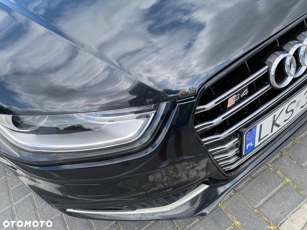 Audi A4 Limousine - 13