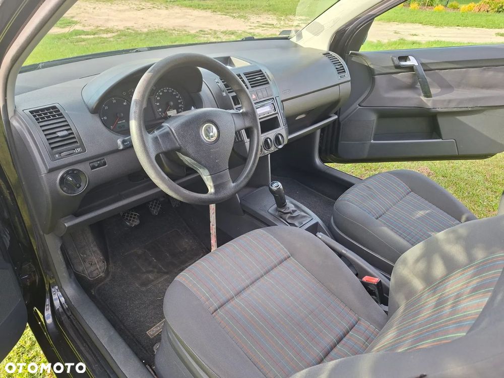 Volkswagen Polo 1.4 TDI Comfortline - 8