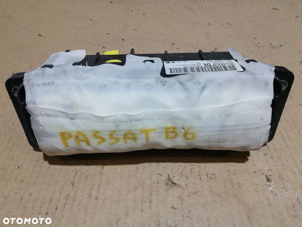 PODUSZKA AIRBAG PASAŻERA VW PASSAT B6 2.0 TDI 3C0880204D - 1