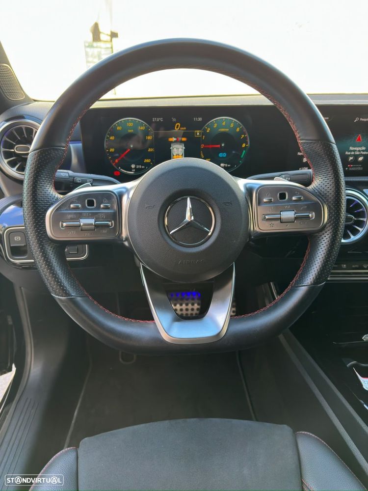 Mercedes-Benz A 250 e AMG Line - 12