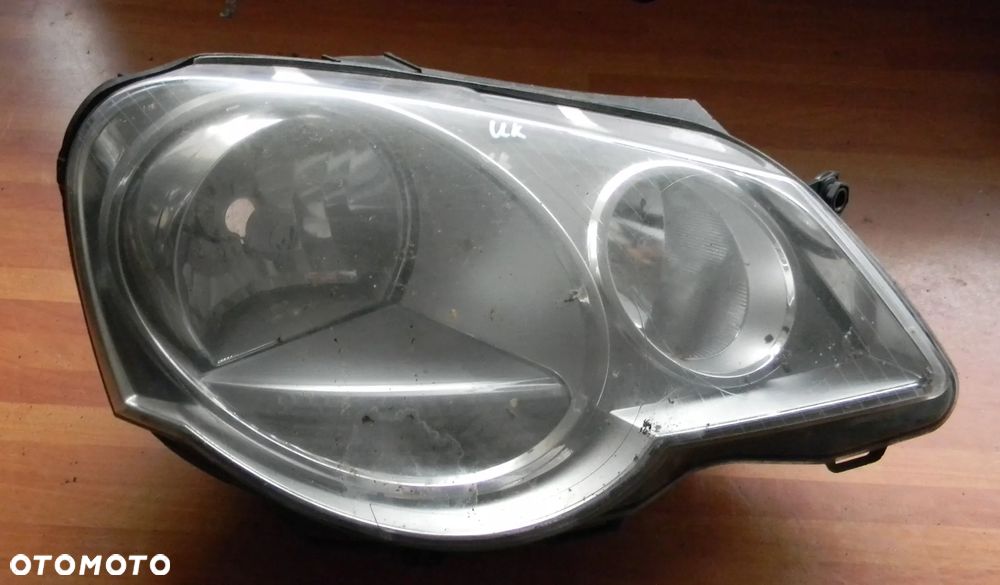 lampa prawa VW POLO 9N LIFT 05-08  UK - 1