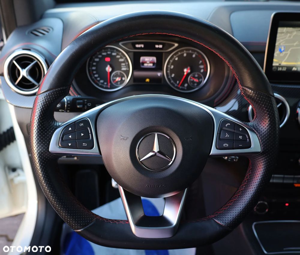 Mercedes-Benz Klasa B 200 UrbanStyle Edition - 16