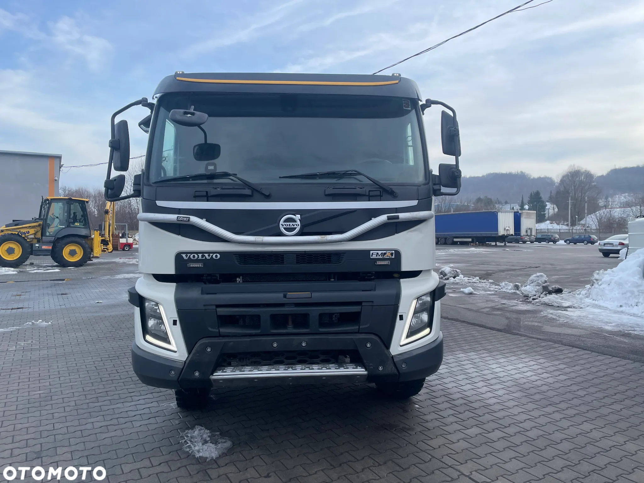 Volvo FMX 6X4 - 2
