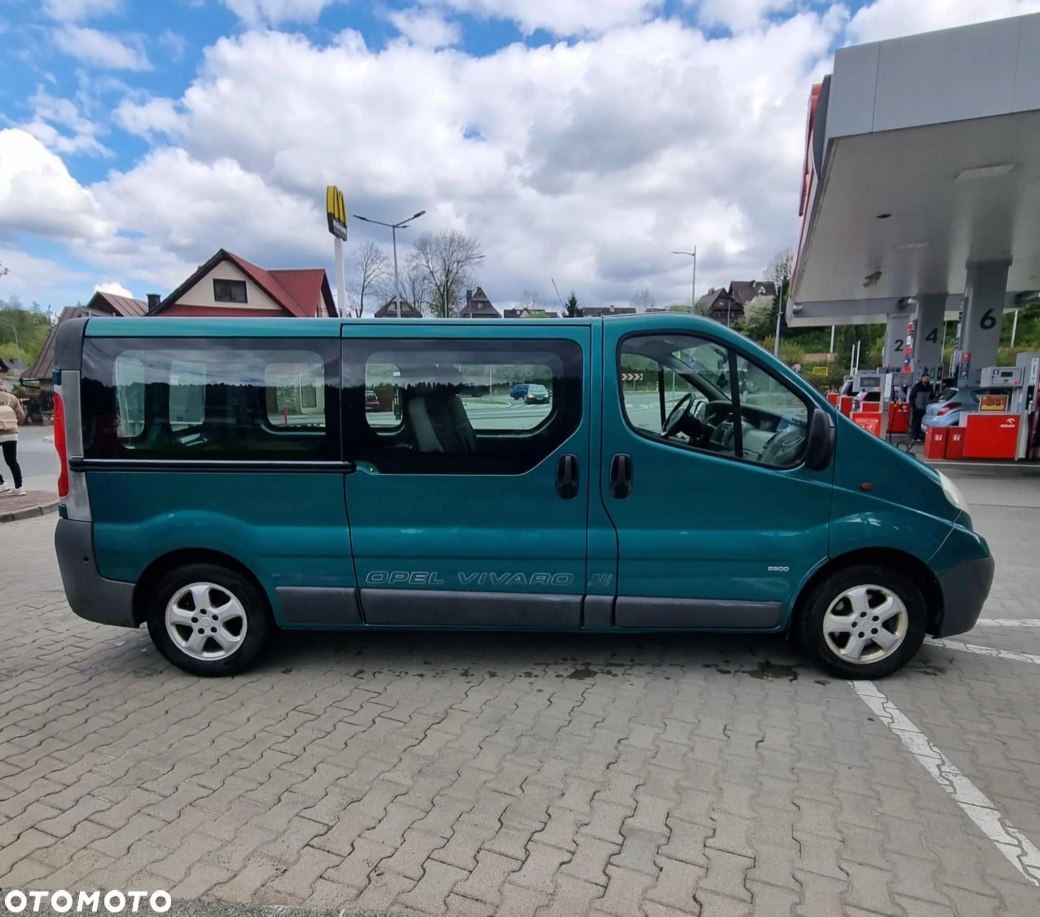 Opel Vivaro 2.0 L2H1 - 2