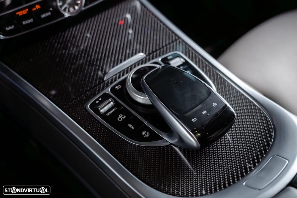 Mercedes-Benz G 63 AMG Speedshift 9G-TRONIC - 32