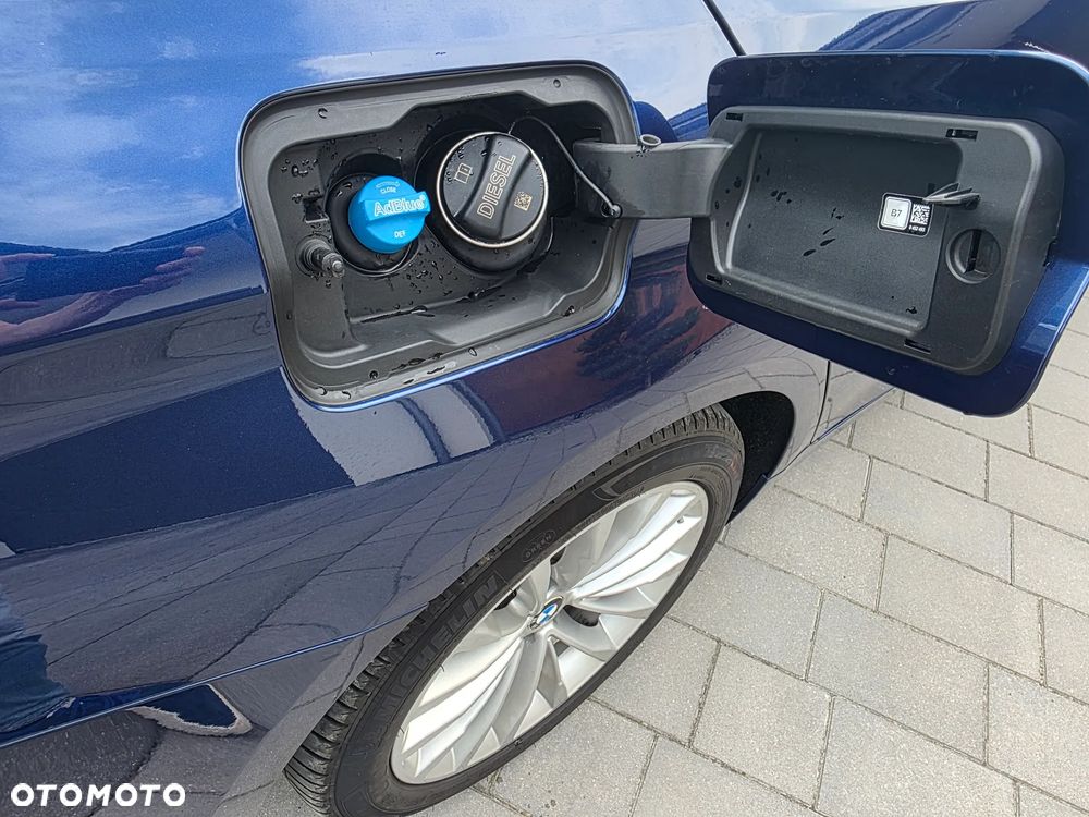 BMW Seria 5 530d Luxury Line - 11