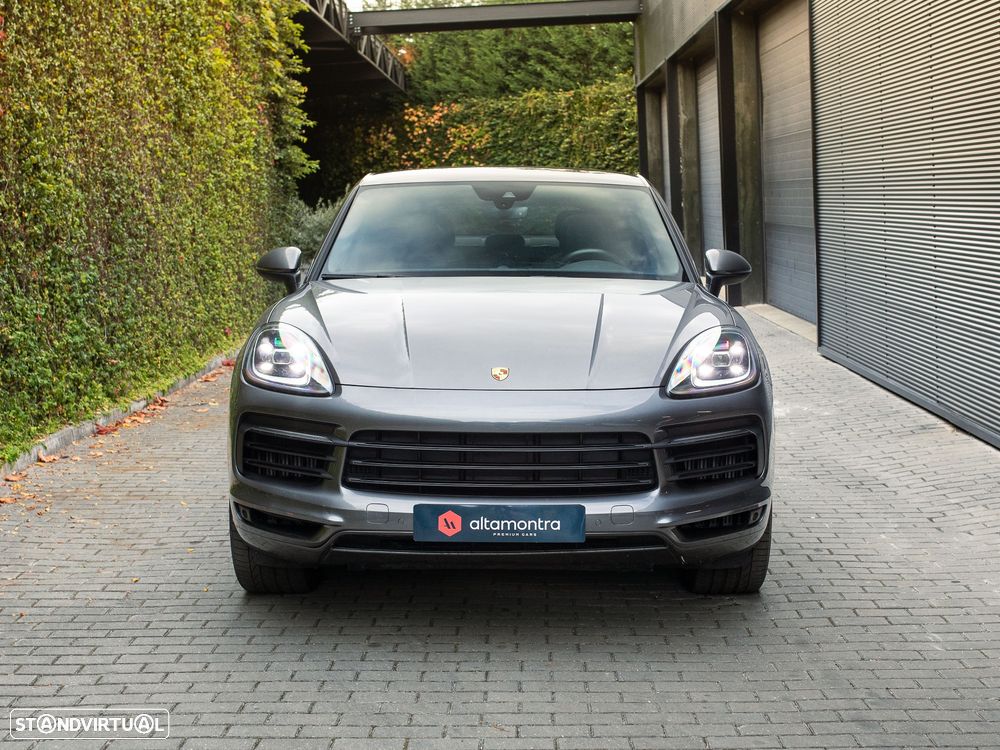 Porsche Cayenne Coupé E-Hybrid - 3