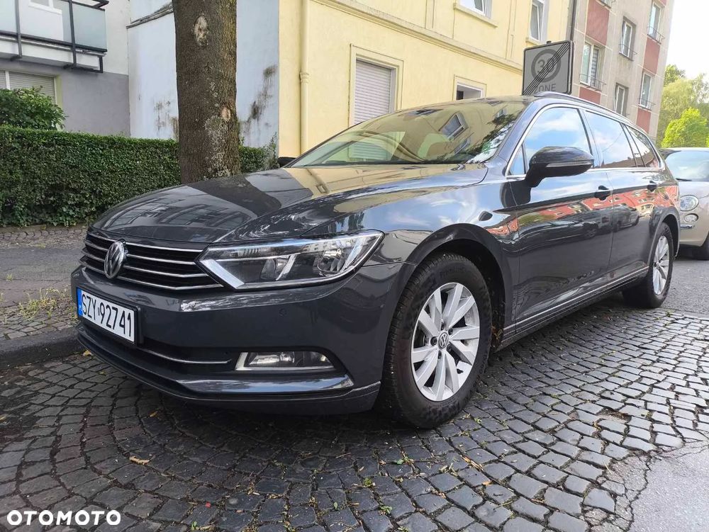 Volkswagen Passat Variant 2.0 TDI BMT Comfortline - 9