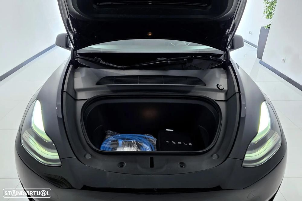 Tesla Model Y RWD - 39