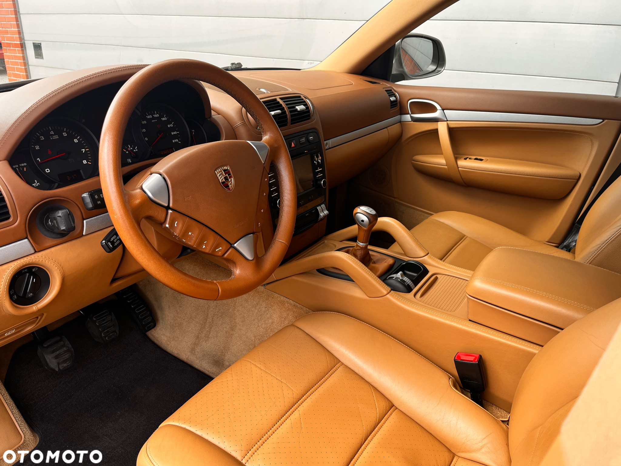 Porsche Cayenne Standard - 28