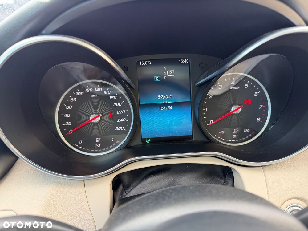 Mercedes-Benz Klasa C 300 4MATIC 9G-TRONIC - 15