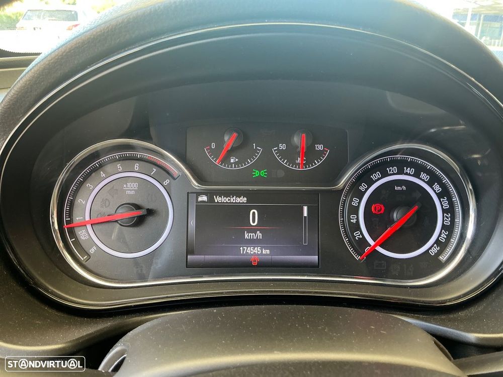 Opel Insignia Sports Tourer 1.4 T Executive S/S - 4