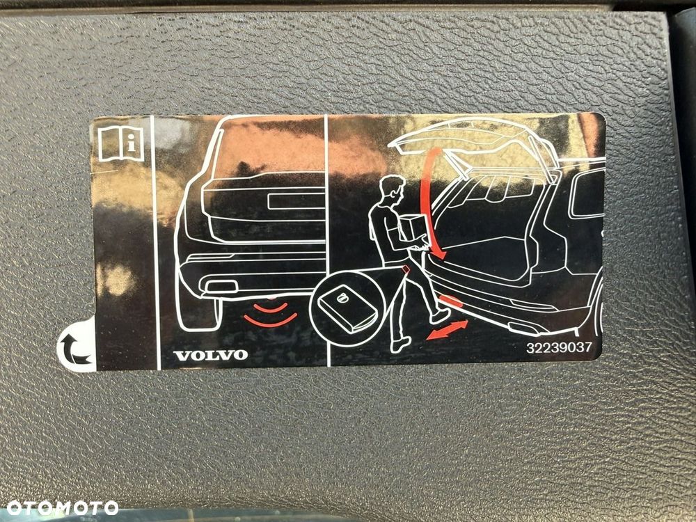 Volvo XC 60 - 21