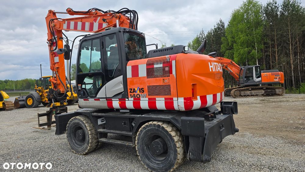 Hitachi Zx140w - 17