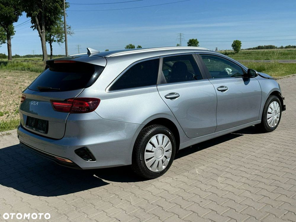 Kia Ceed 1.5 T-GDI Business Line - 4