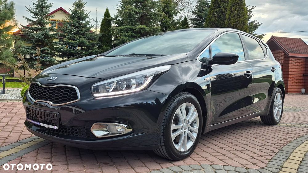 Kia Ceed 1.6 GDI Platinum Edition - 31