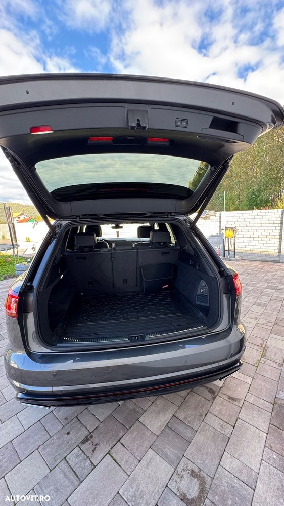 Volkswagen Touareg 3.0 V6 TDI 4Motion DPF Automatik R-Line - 19