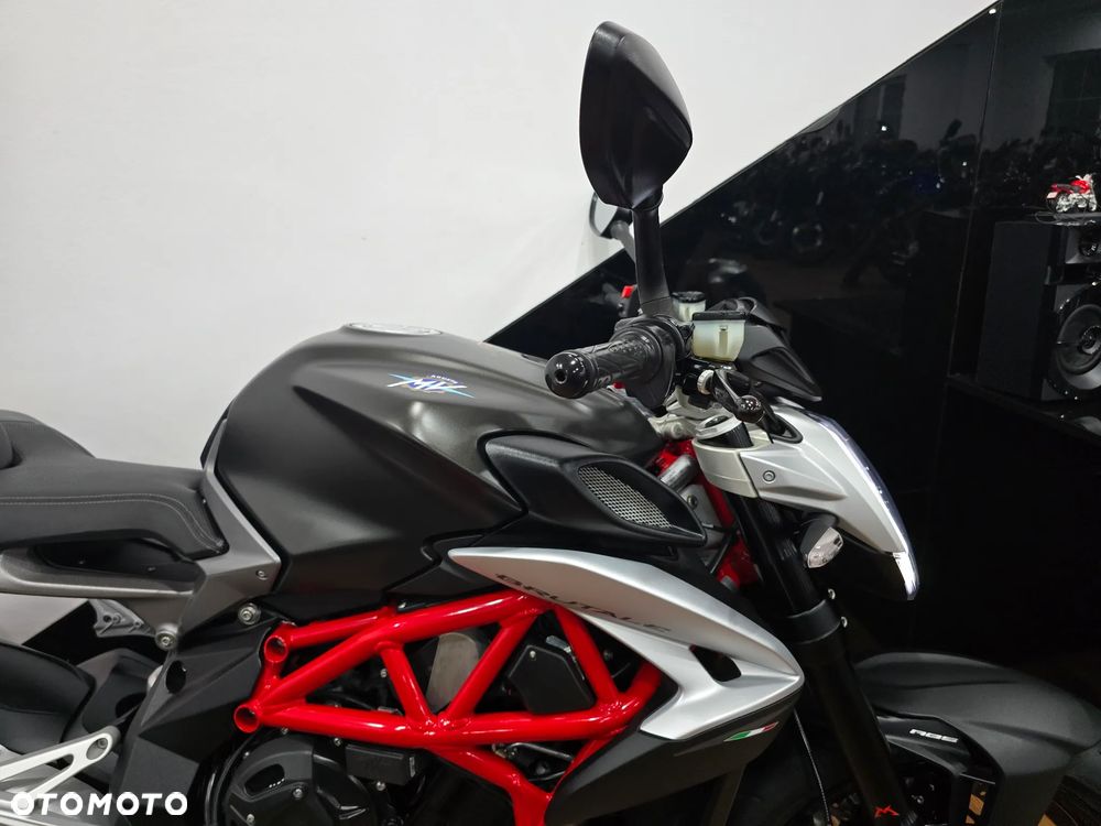 MV AGUSTA Brutale - 14