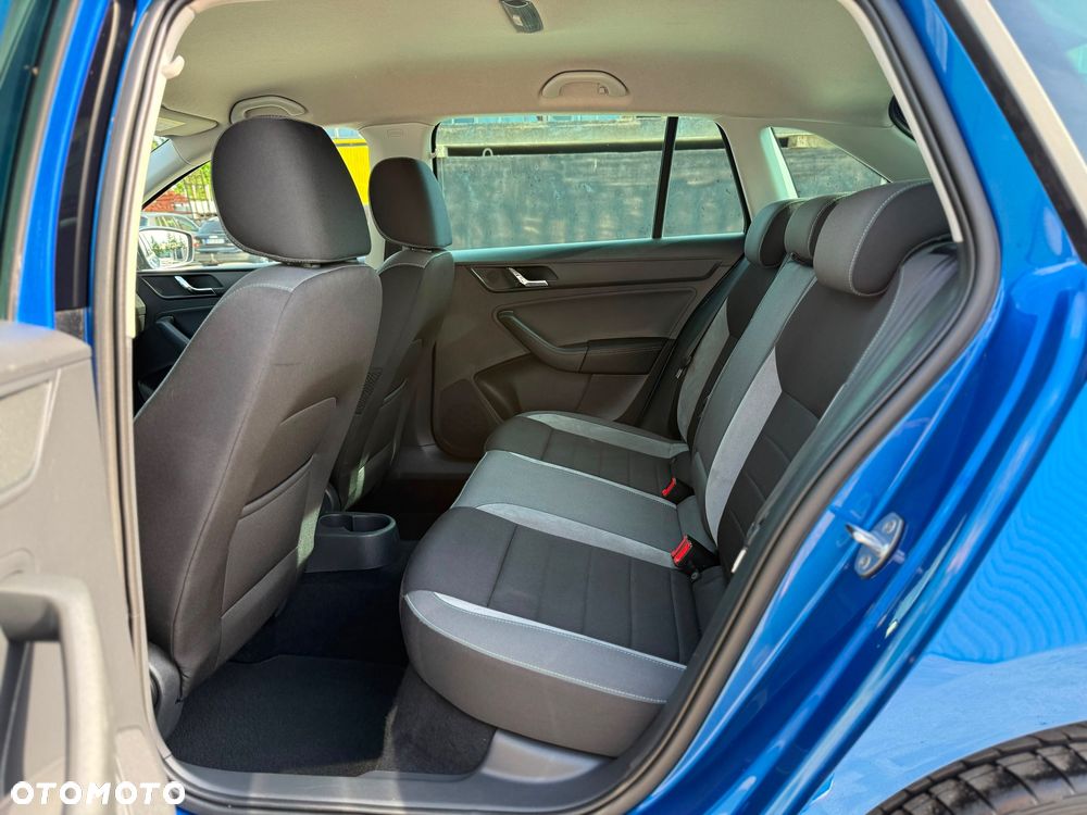 Skoda RAPID 1.2 TSI (Green tec) Joy - 12