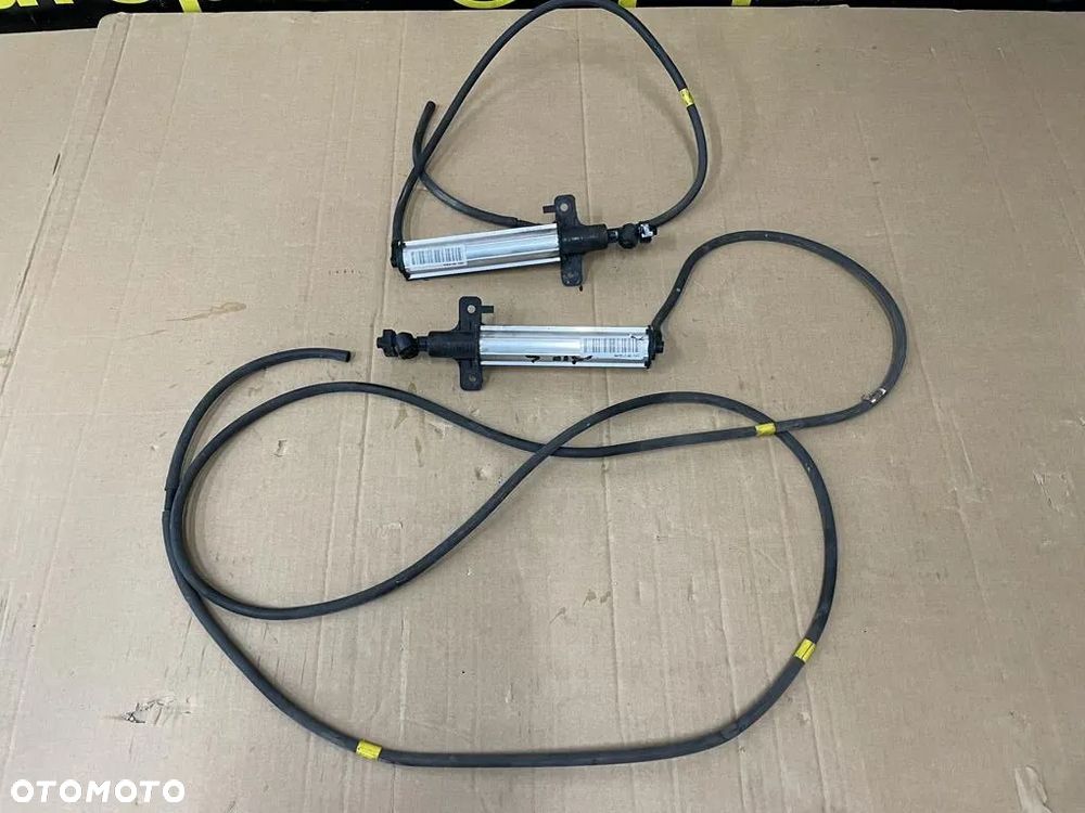 SPRYSKIWACZE LAMP PRZÓD RENAULT LAGUNA III COUPE - 1