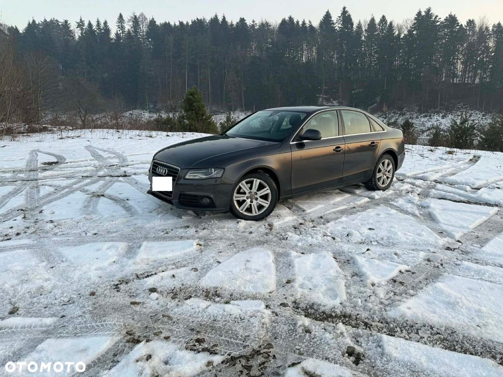 Audi A4 Limousine - 6