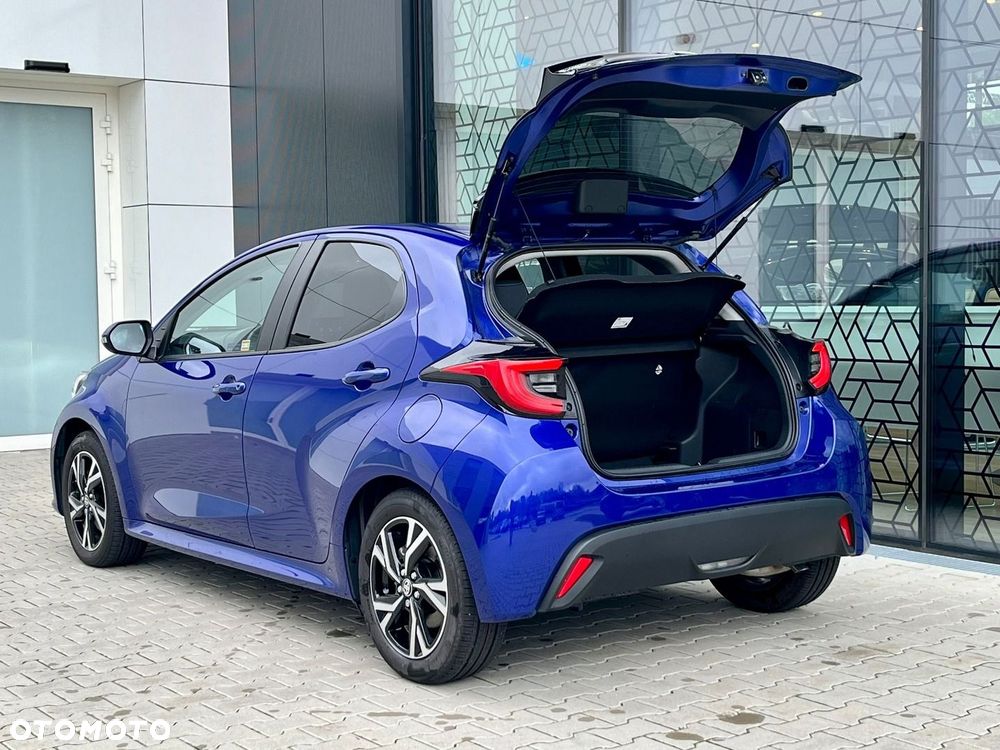 Toyota Yaris Hybrid 1.5 Style - 31