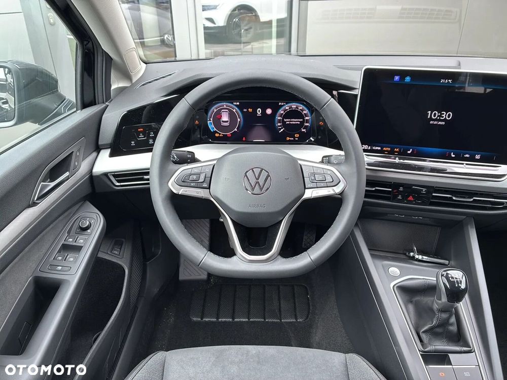 Volkswagen Golf - 13