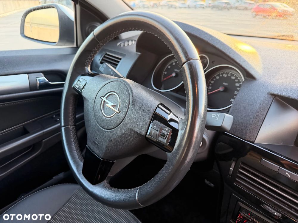 Opel Astra 1.8 Cosmo - 17