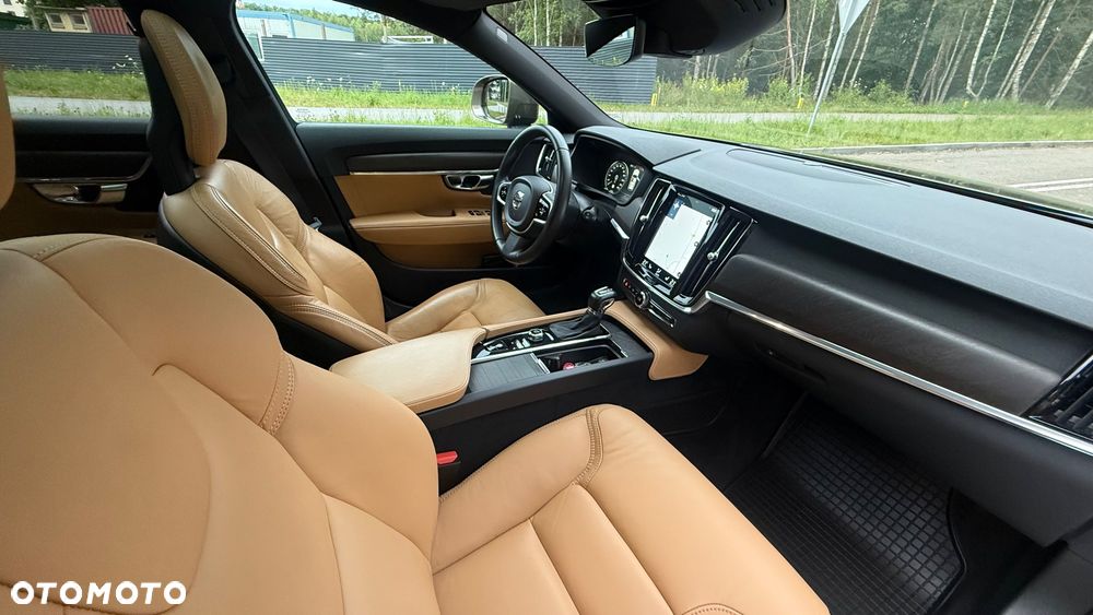 Volvo V90 Cross Country D4 AWD Pro - 13