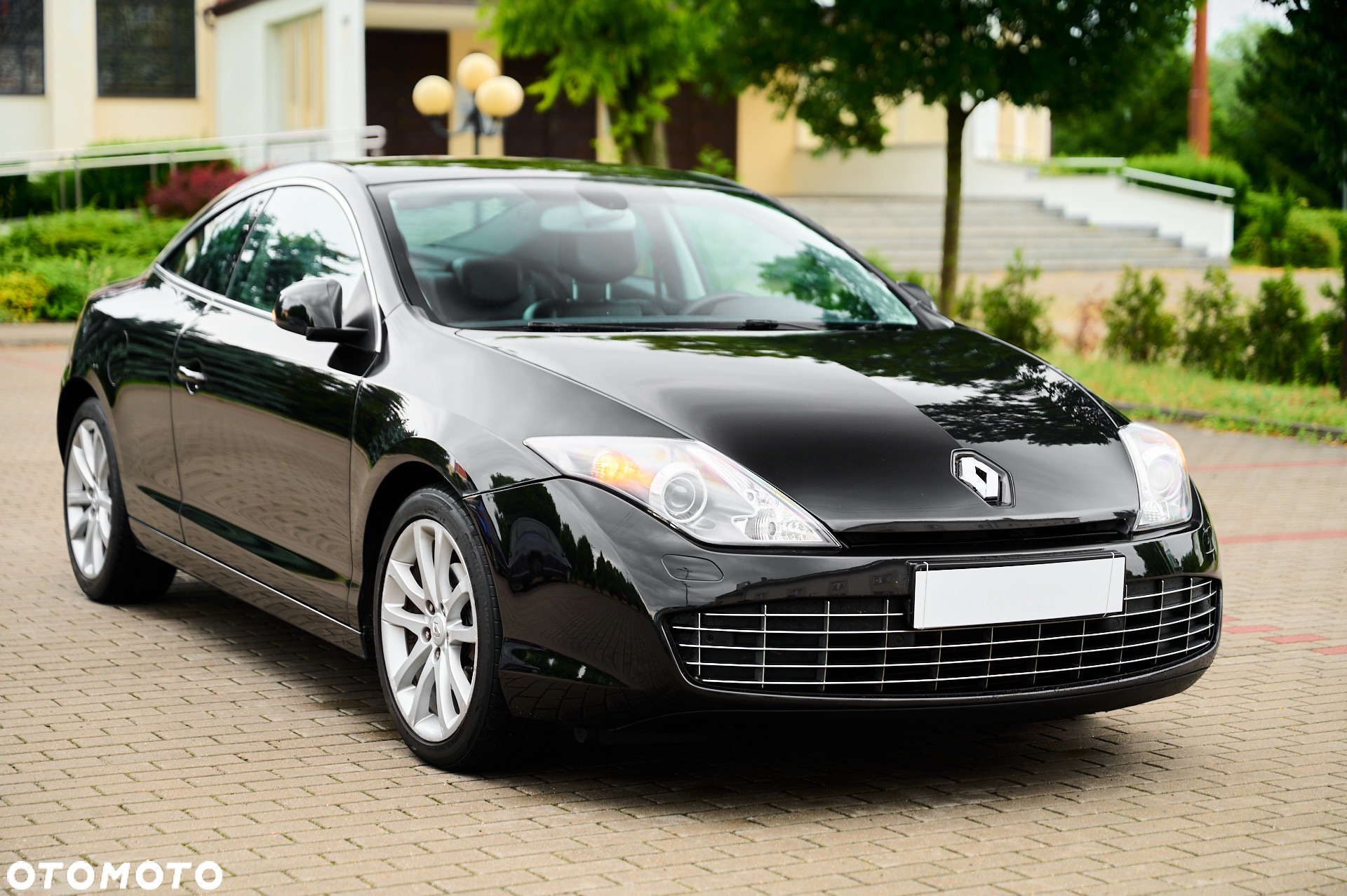 Renault Laguna Coupe dCi 150 FAP - 17