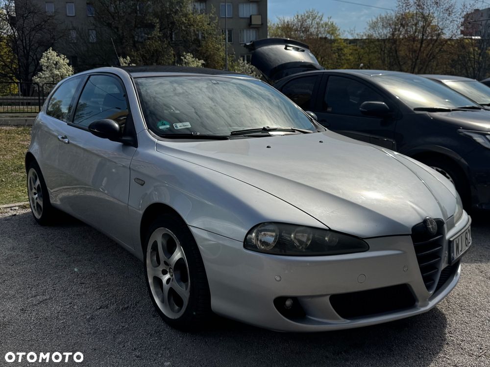 Alfa Romeo 147 - 9