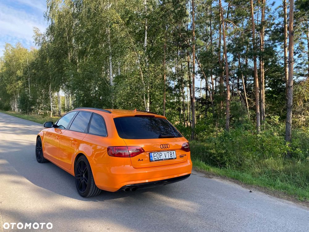 Audi A4 Avant 2.0 TDI Quattro Line - 17