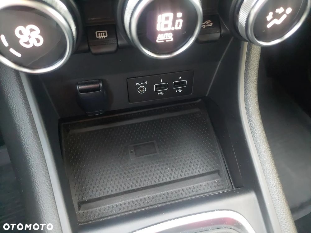 Renault Captur 1.0 TCe Intens - 26