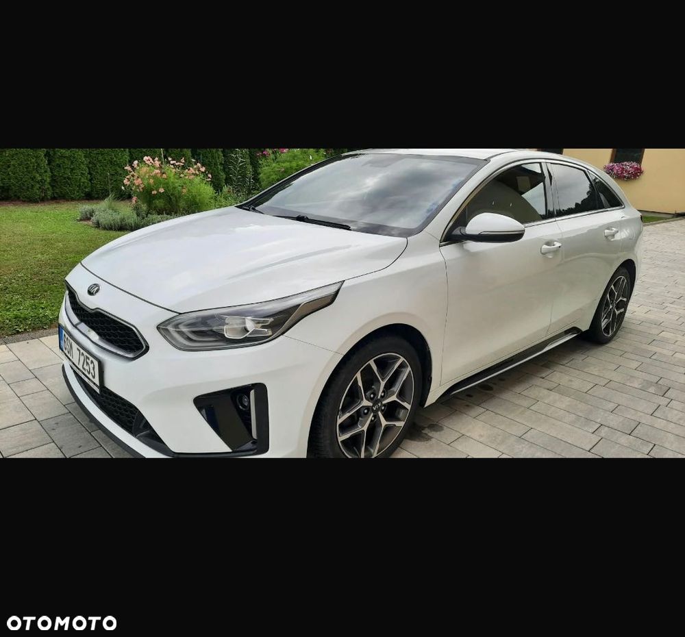 Kia ProCeed - 1