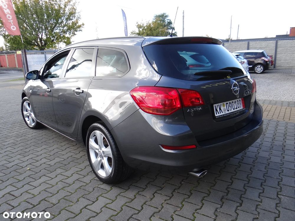 Opel Astra - 4