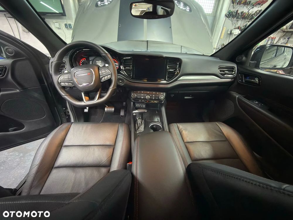 Dodge Durango - 16