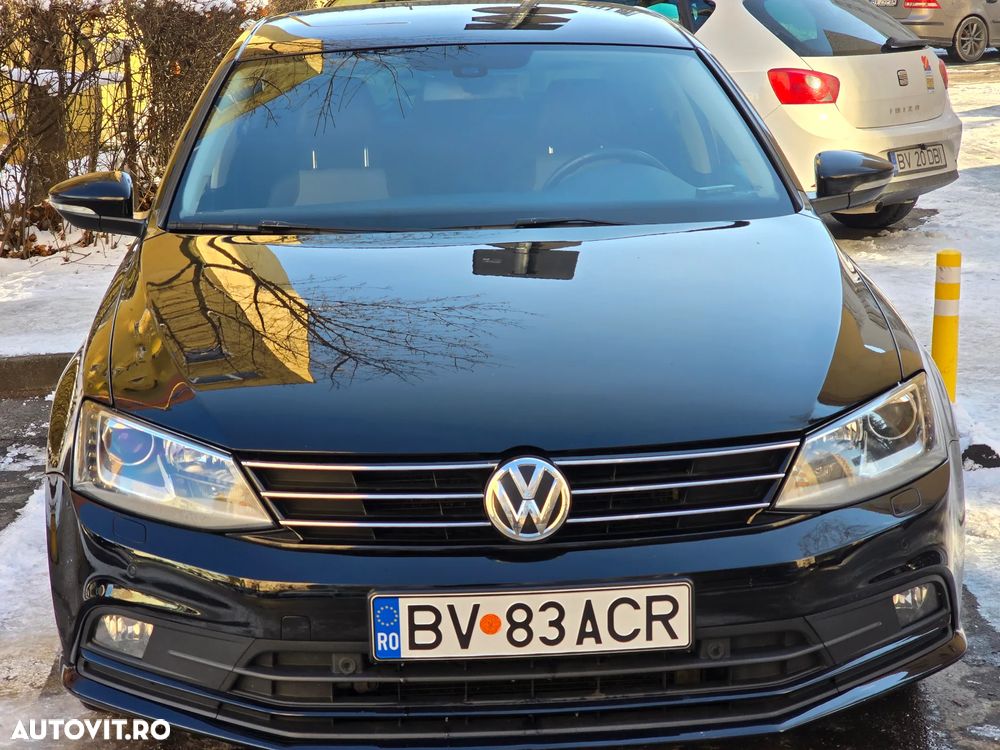 Volkswagen Jetta 2.0 TDI DSG Highline - 16