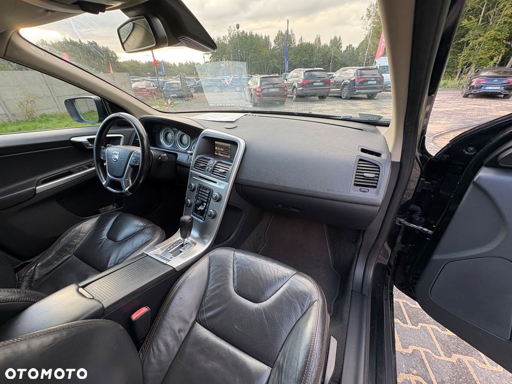 Volvo XC 60 2.4D AWD Summum - 30