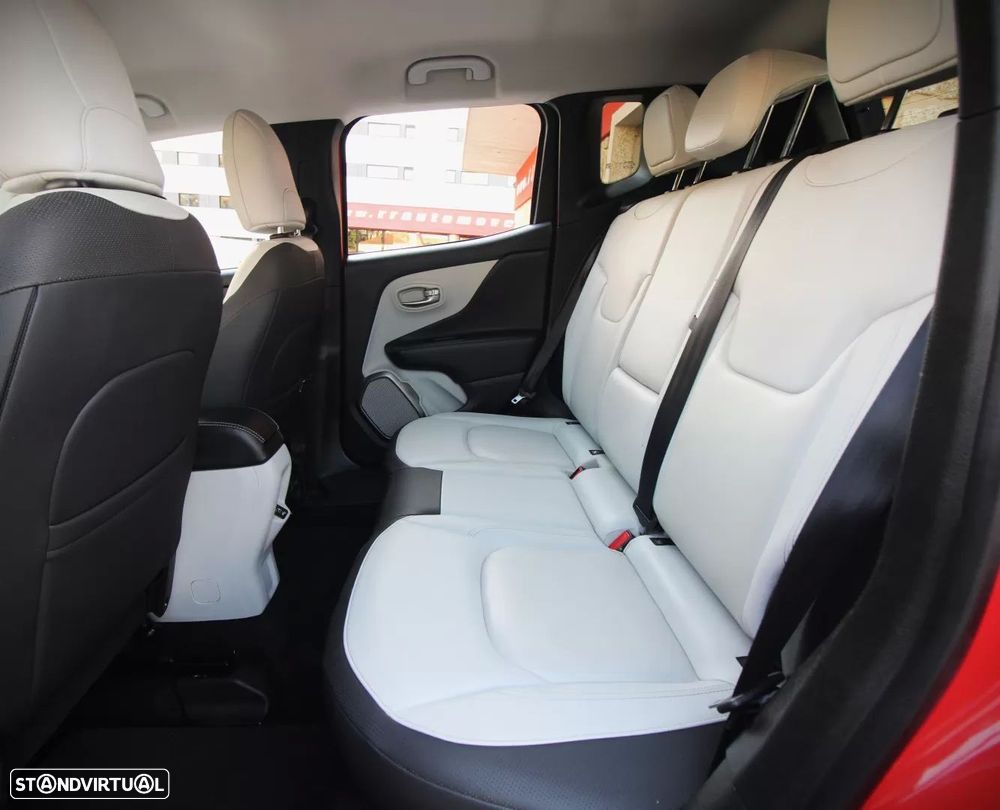 Jeep Renegade 1.4 MultiAir DSG Limited - 16