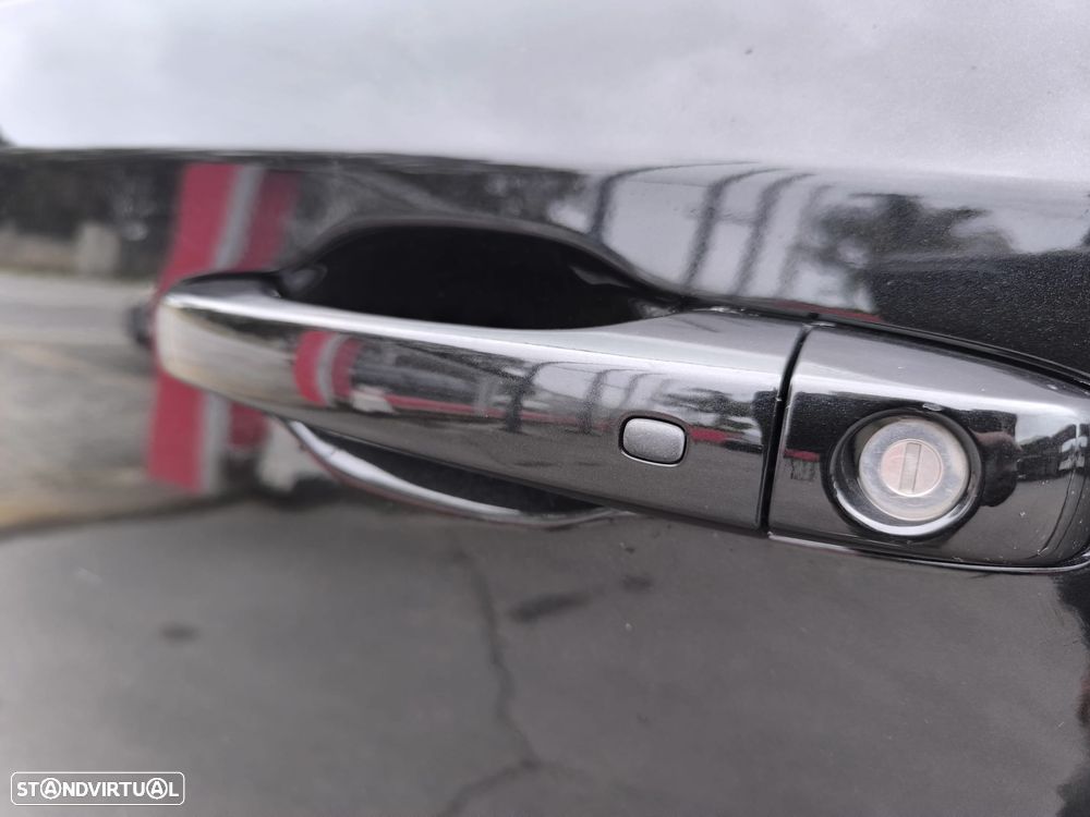 Fiat Freemont 2.0 M-Jet Urban - 21