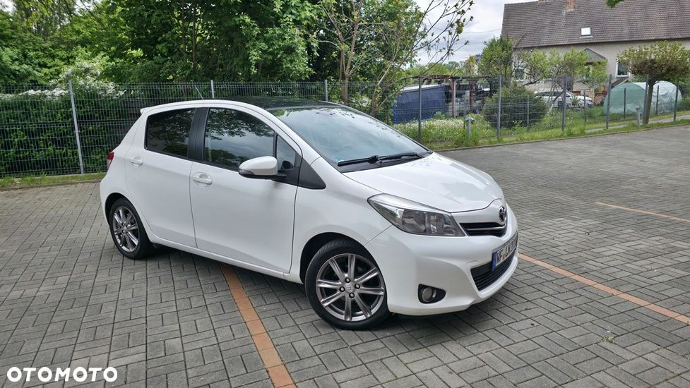 Toyota Yaris 1.33 Premium - 13