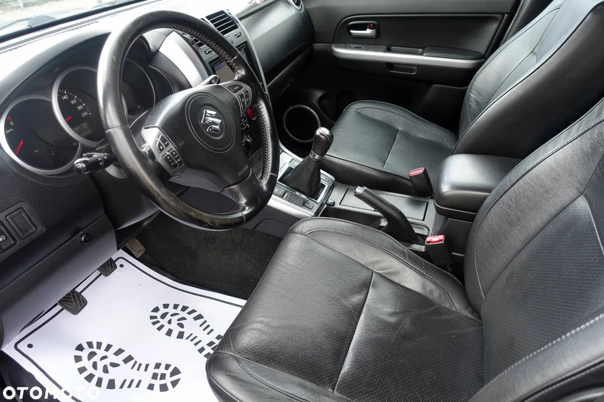 Suzuki Grand Vitara 1.9 DDiS De Luxe - 9