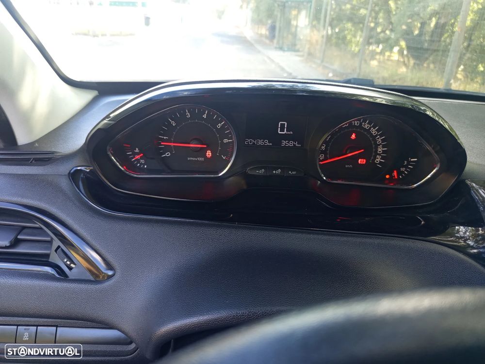 Peugeot 208 1.4 VTi Active - 13