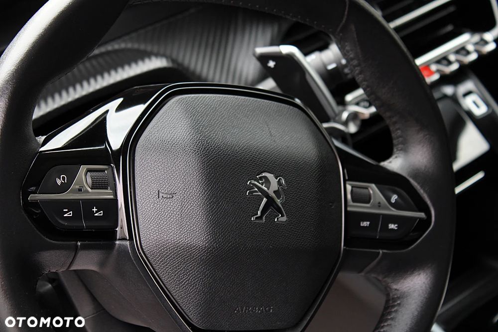 Peugeot 2008 - 22