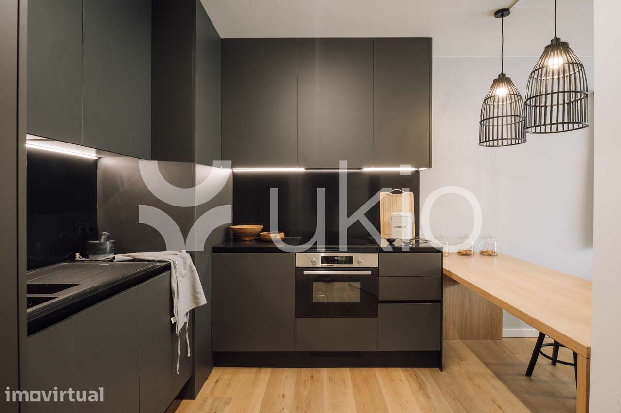 Apartamento T2 em Av. de Roma - Campo Pequeno - Grande imagem: 3/23