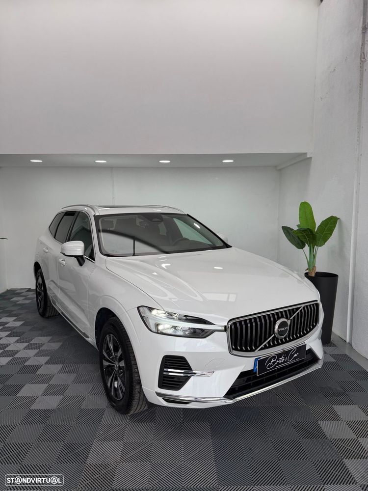 Volvo XC 60 2.0 T6 PHEV Inscription Expression AWD - 29