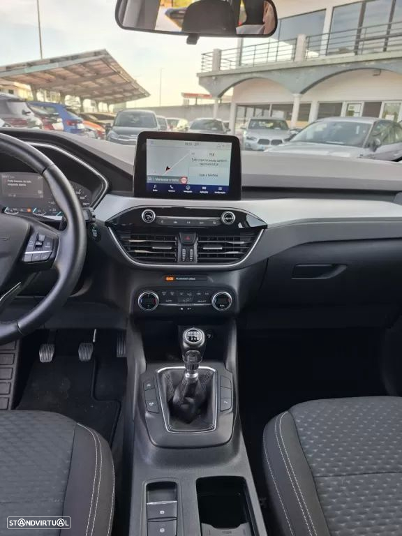 Ford Kuga 1.5 EcoBoost TREND - 16