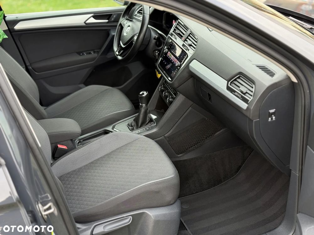 Volkswagen Tiguan 1.6 TDI SCR Comfortline - 11
