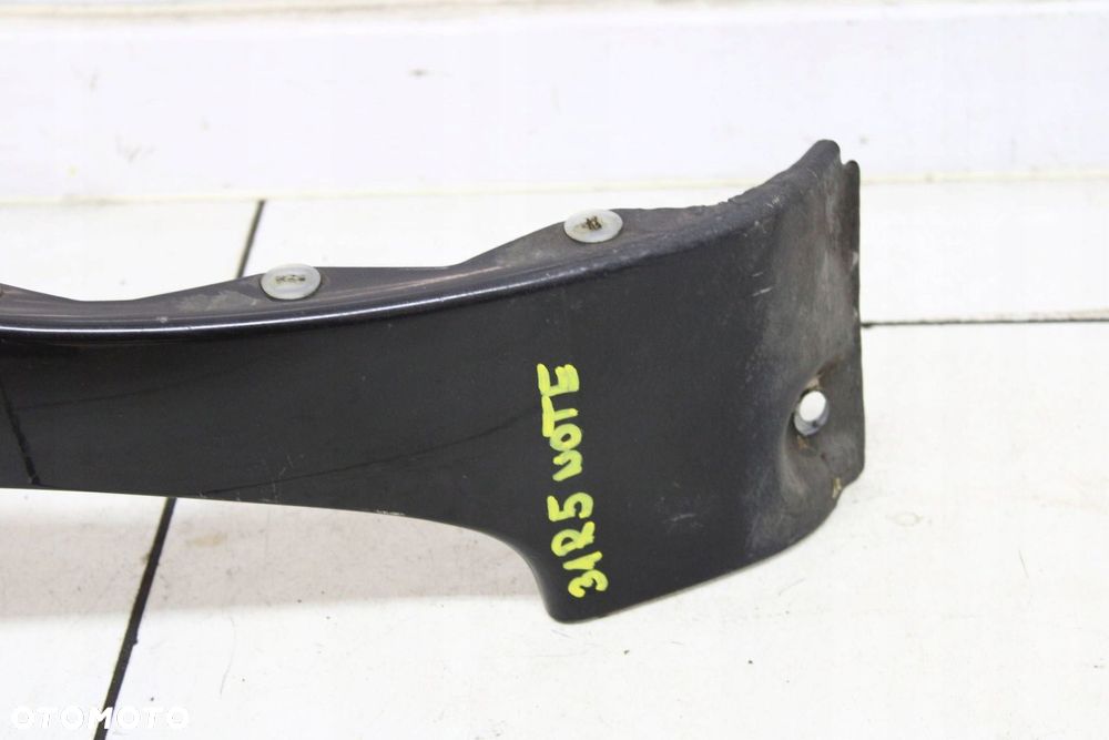 NISSAN NOTE E11 06R- BŁOTNIK PRAWY PRZÓD PRZEDNI Z11 - 13