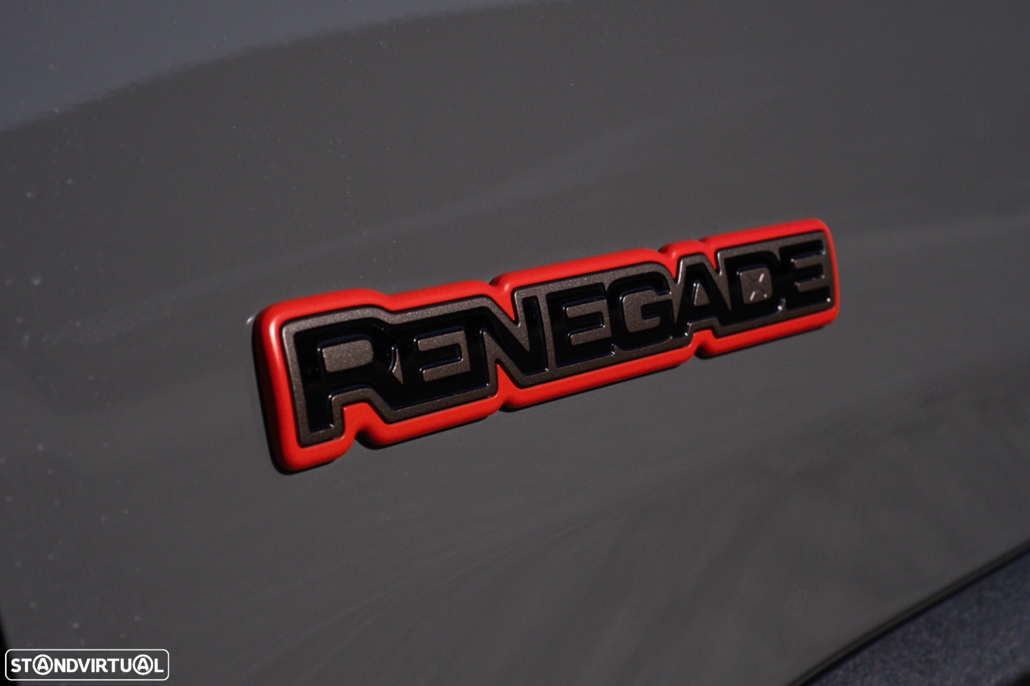 Jeep Renegade 1.3 T Orange Edition DCT - 2